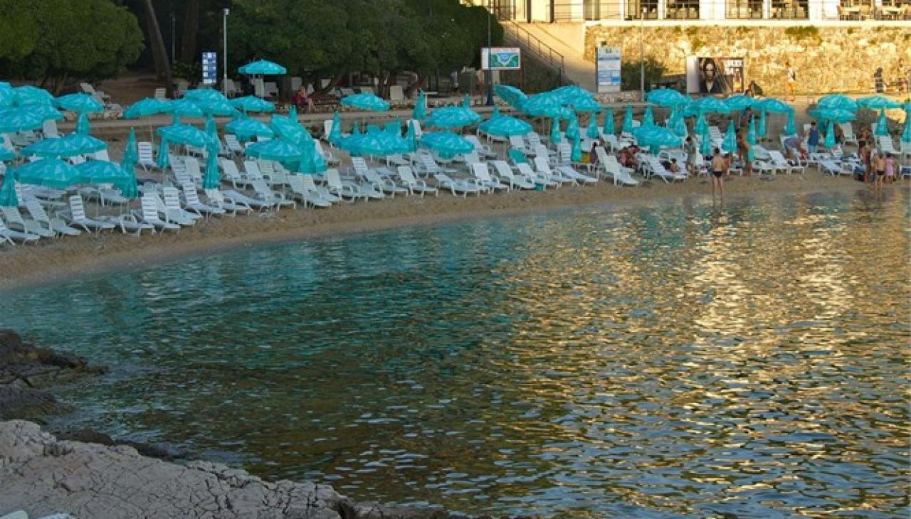 wyspa Lošinj - plaża - Veli Žal