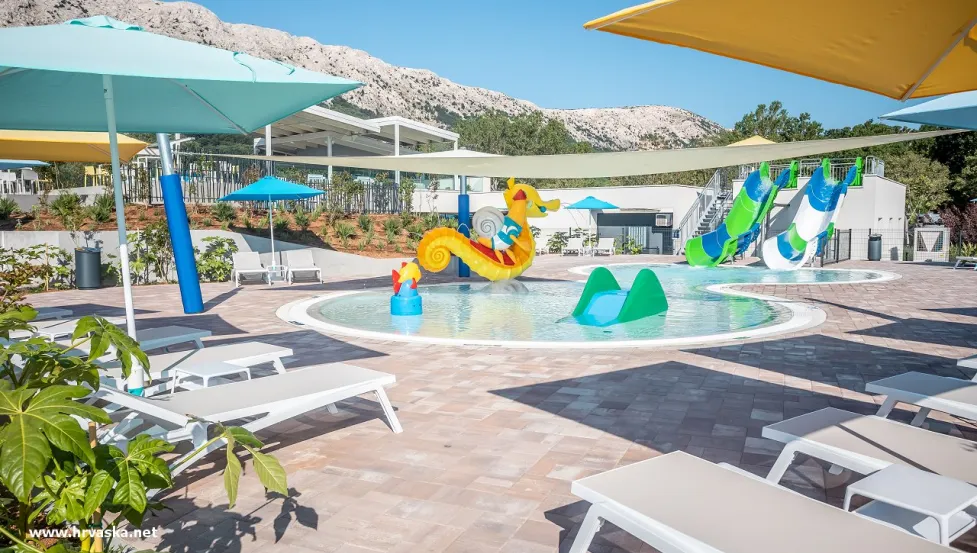 Kamp prikolice -Baška Beach Camping Resort (ex. Zablaće) -V